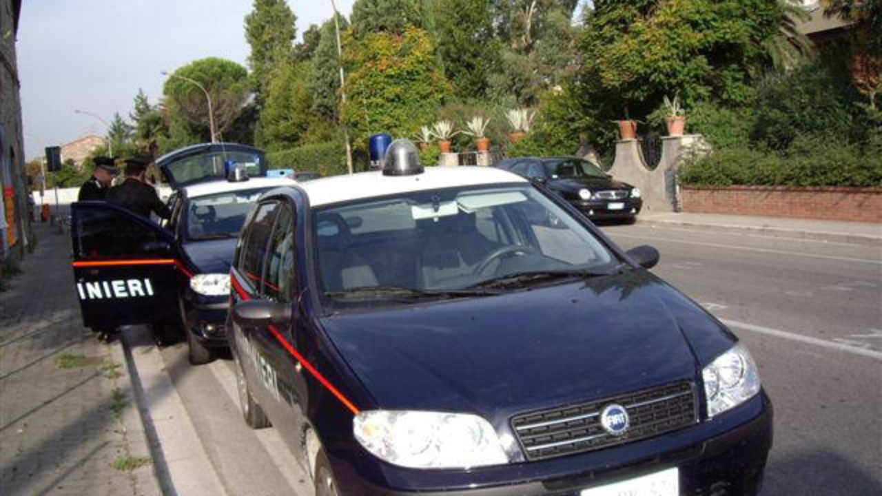 I carabinieri di Cascina stanno indagando sul fatto