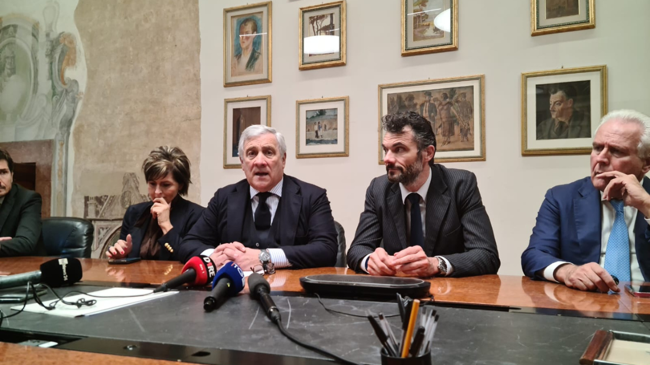 6 novembre 2023: il vicepresidente del consiglio Antonio Tajani annuncia il via libera ai fondi Simest per le aziende danneggiate dall’alluvione