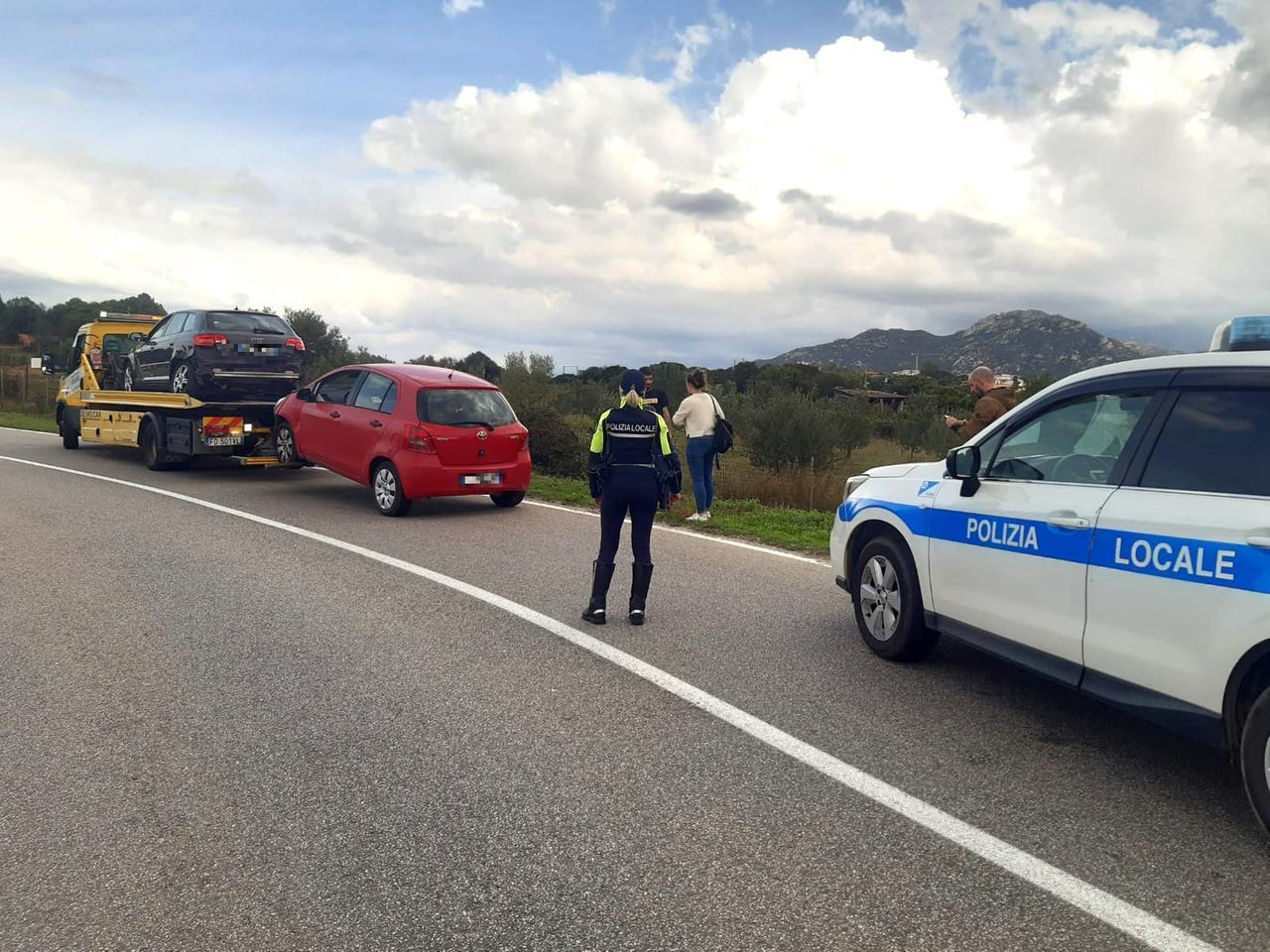 Olbia, scontro tra due auto: un uomo in ospedale