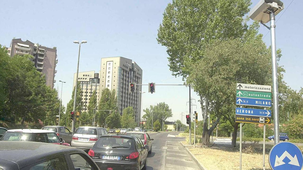 La tangenziale Neruda all'incrocio con viale Italia