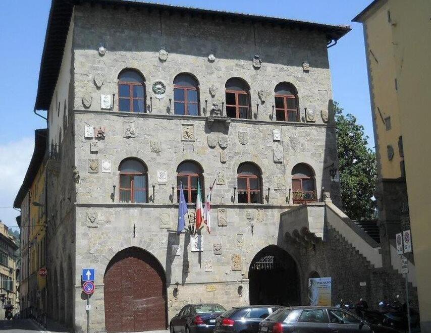 Pescia, niente straordinari e premio di produttività. Protestano i dipendenti comunali