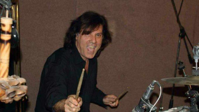 Addio a Mario Fabiani, il cantautore è morto a 69 anni