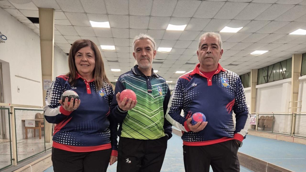 Tre fratelli di Oristano volano in Veneto per i campionati nazionali di bocce