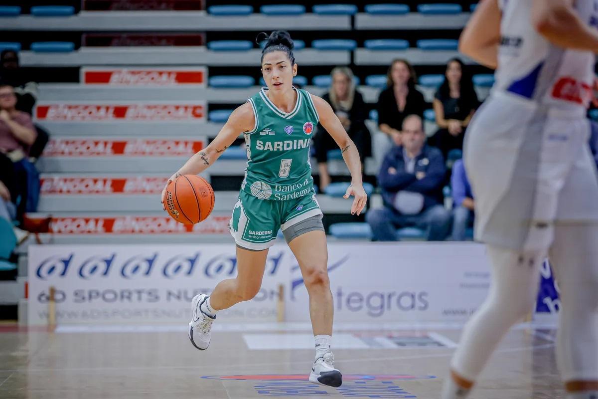 
	<strong>Debora Carangelo</strong>

