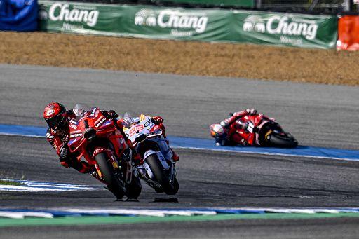 MotoGP, Bagnaia vince il gran premio della Thailandia
