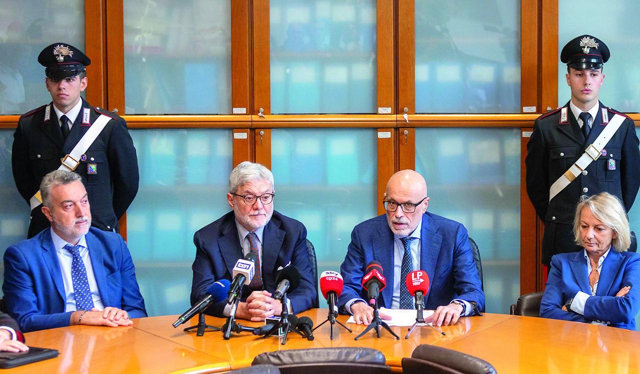 
	La conferenza stampa in Procura a Milano

