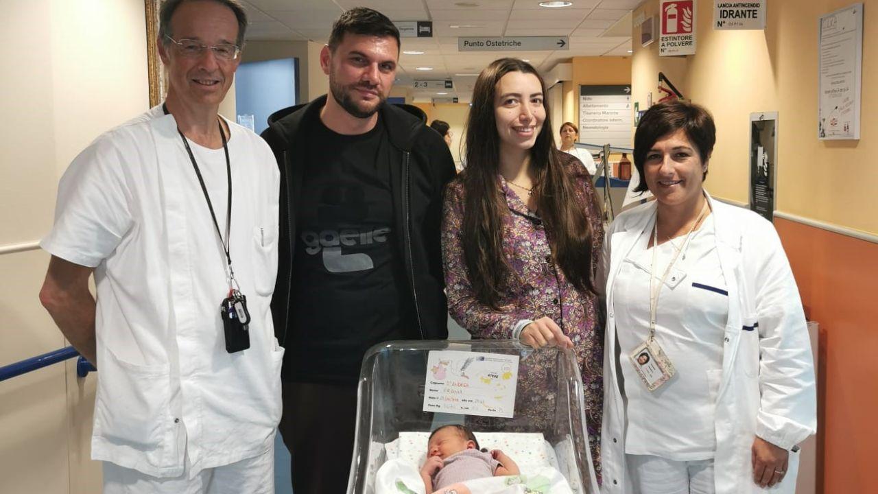 La piccola Virginia (foto Ufficio stampa Usl Toscana Nord Ovest)