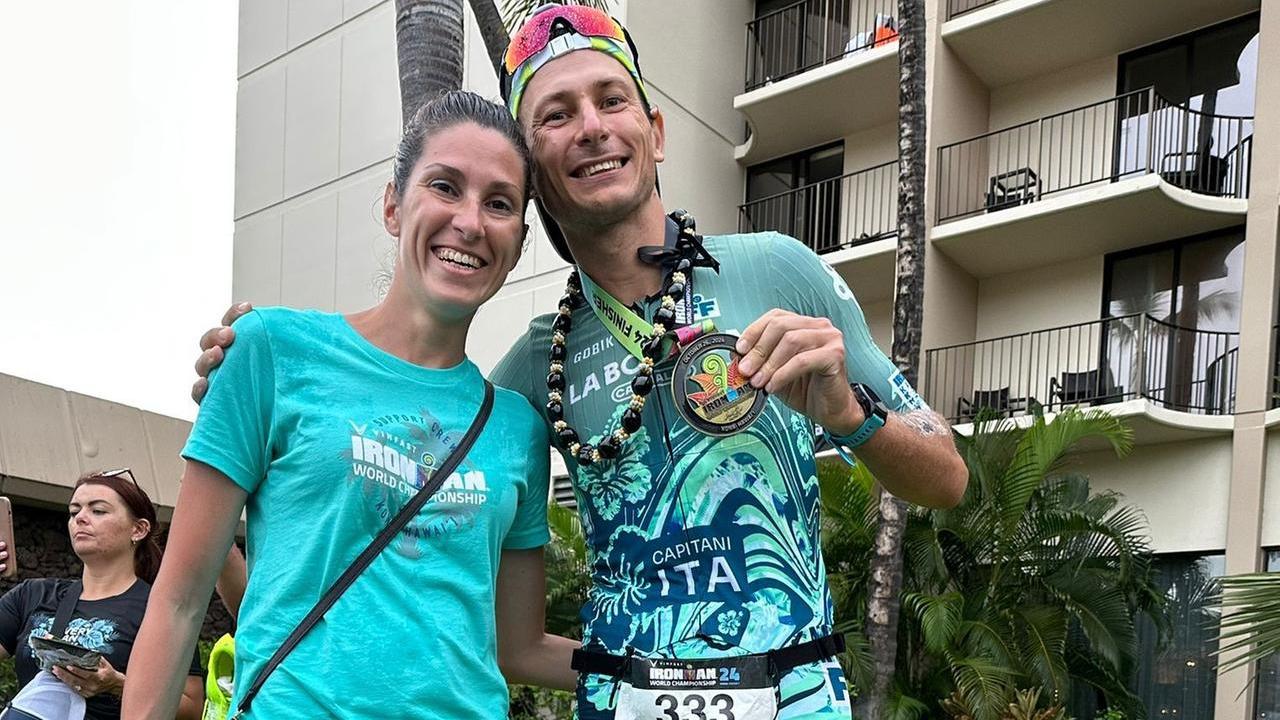 Filippo Capitani con la moglie Chiara Zini alle Hawaii