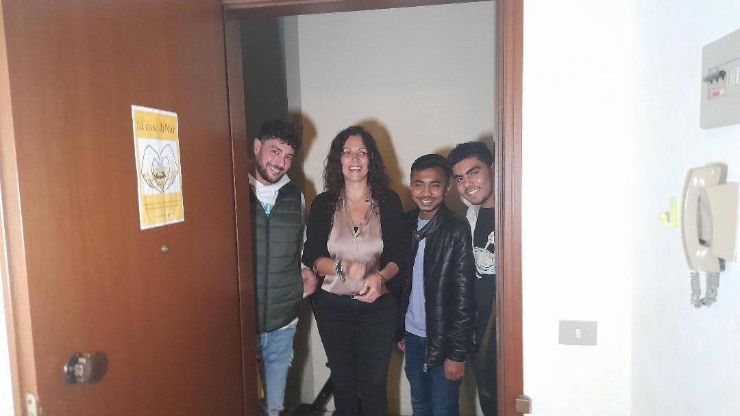 Una nuova casa per chi è senza un tetto. Tra loro un cuoco italiano: «Non trovavo alloggi, vivevo in hotel»