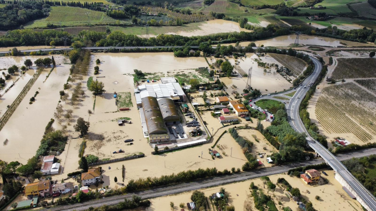 Un’immagine dell’alluvione che ha colpito la località di Pian di Sotto