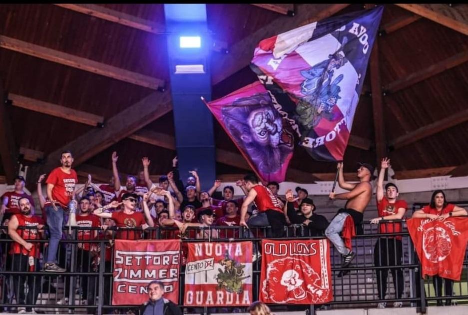 
	I tifosi della Benedetto XIV a Desio

