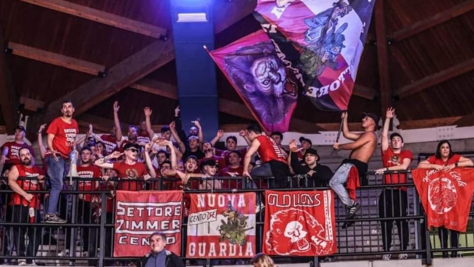 I tifosi della Benedetto XIV a Desio