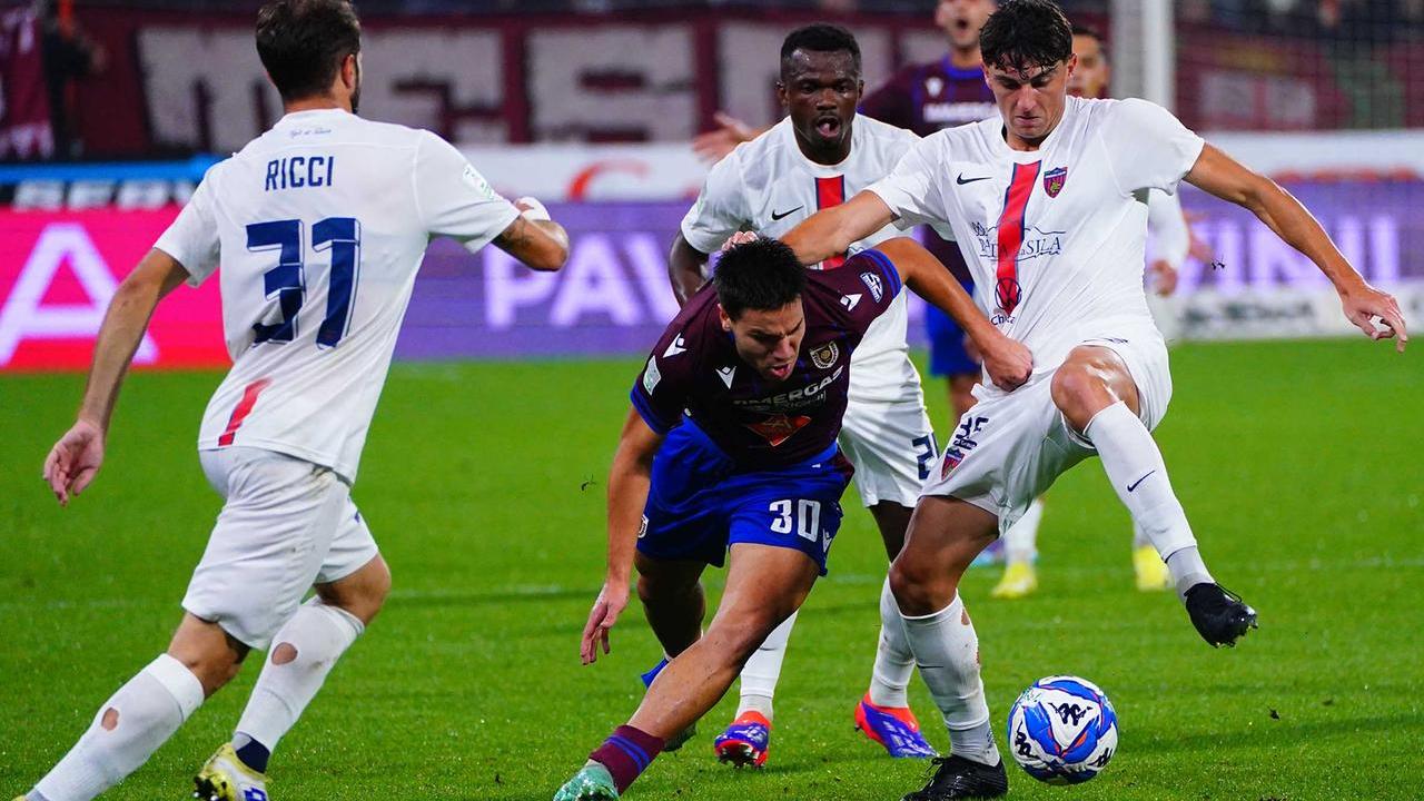 Una brutta Reggiana regala la vittoria al Cosenza di Alvini