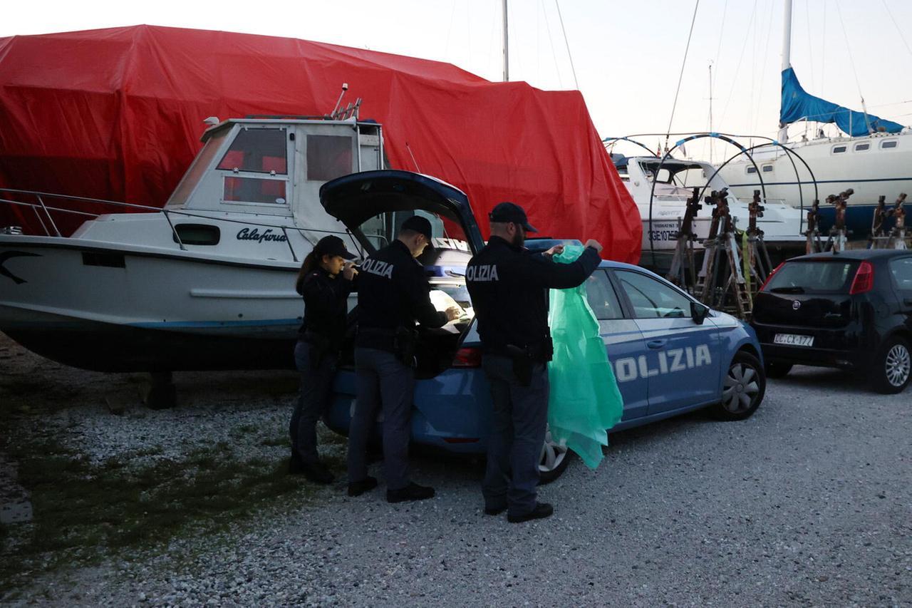 Marina di Pisa, trovato nell’Arno il cadavere di una donna