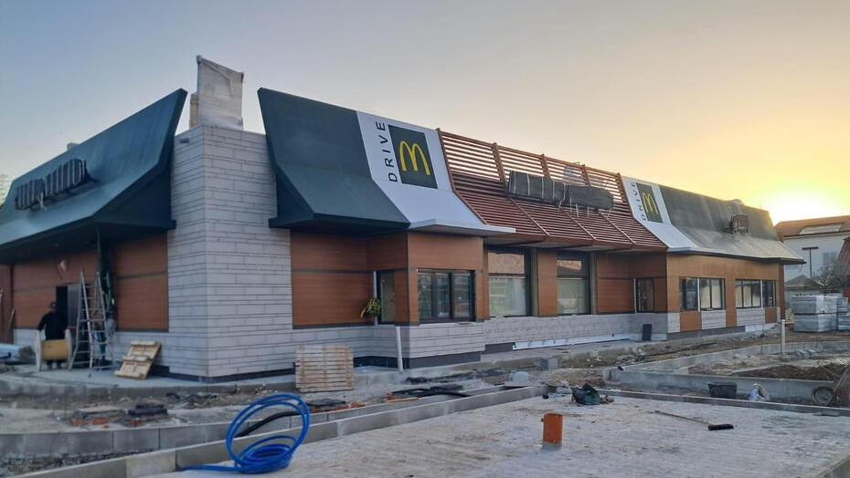 Il nuovo ristorante Mc Donald's a Carrara