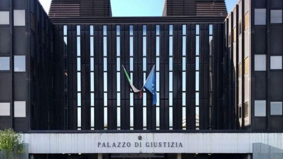 Atti sessuali sull’allieva 14enne L’educatore condannato a 4 anni