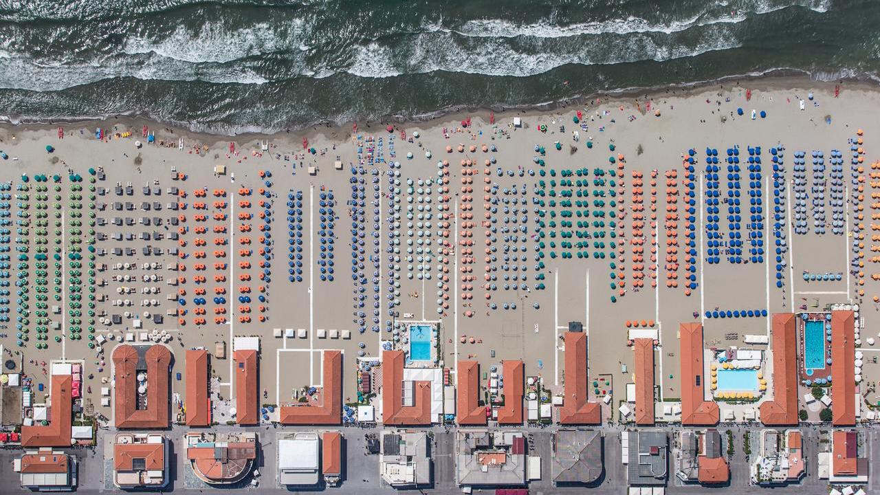 Versilia, balneari furiosi: le nuove norme azzerano il valore degli stabilimenti