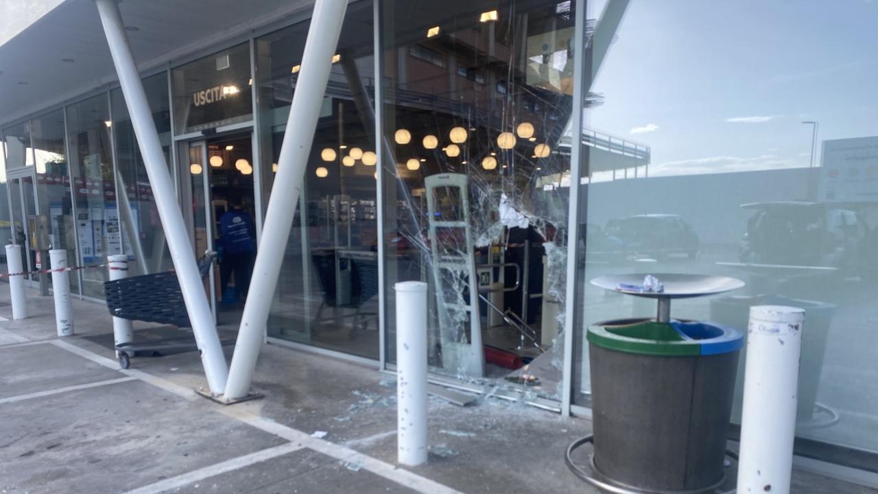 Assalto al Tuttigiorni di Sassari, il proprietario: «Potenzieremo la sicurezza»