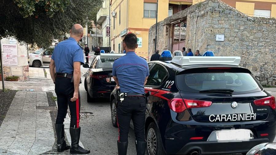 Trinità, colpo al Banco di Sardegna: con la Panda sradicano la cassaforte dal muro