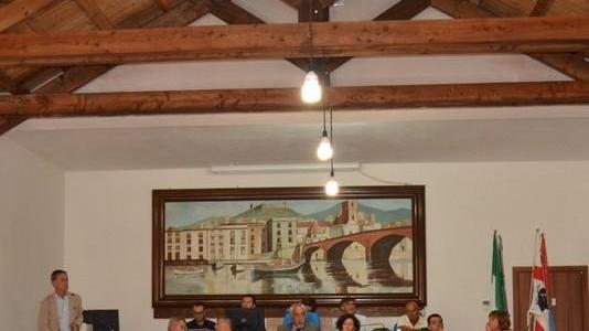 Tensioni in Consiglio La minoranza vuole garanzia sui servizi