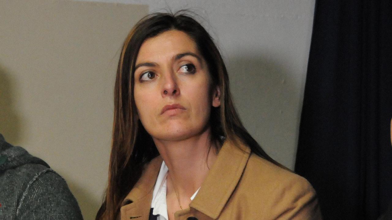 Tragedia a Fonni, la sindaca Daniela Falconi: «Stringiamoci intorno alle quattro famiglie che non trovano pace»