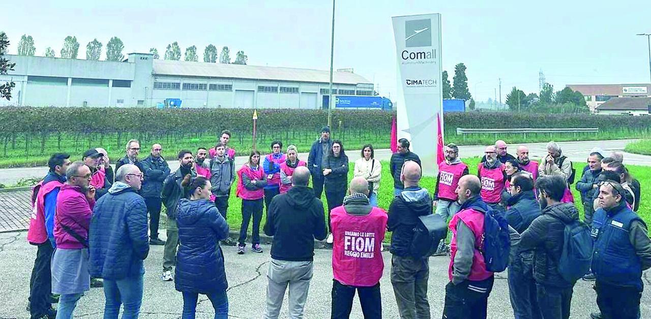 Comall fa dietrofront: stop ai trasferimenti a Cattolica dei lavoratori