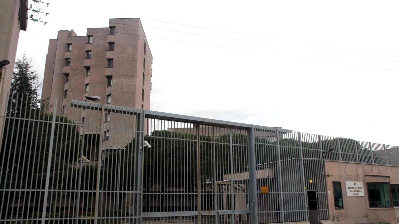 Il carcere delle Sughere (foto Franco Silvi)