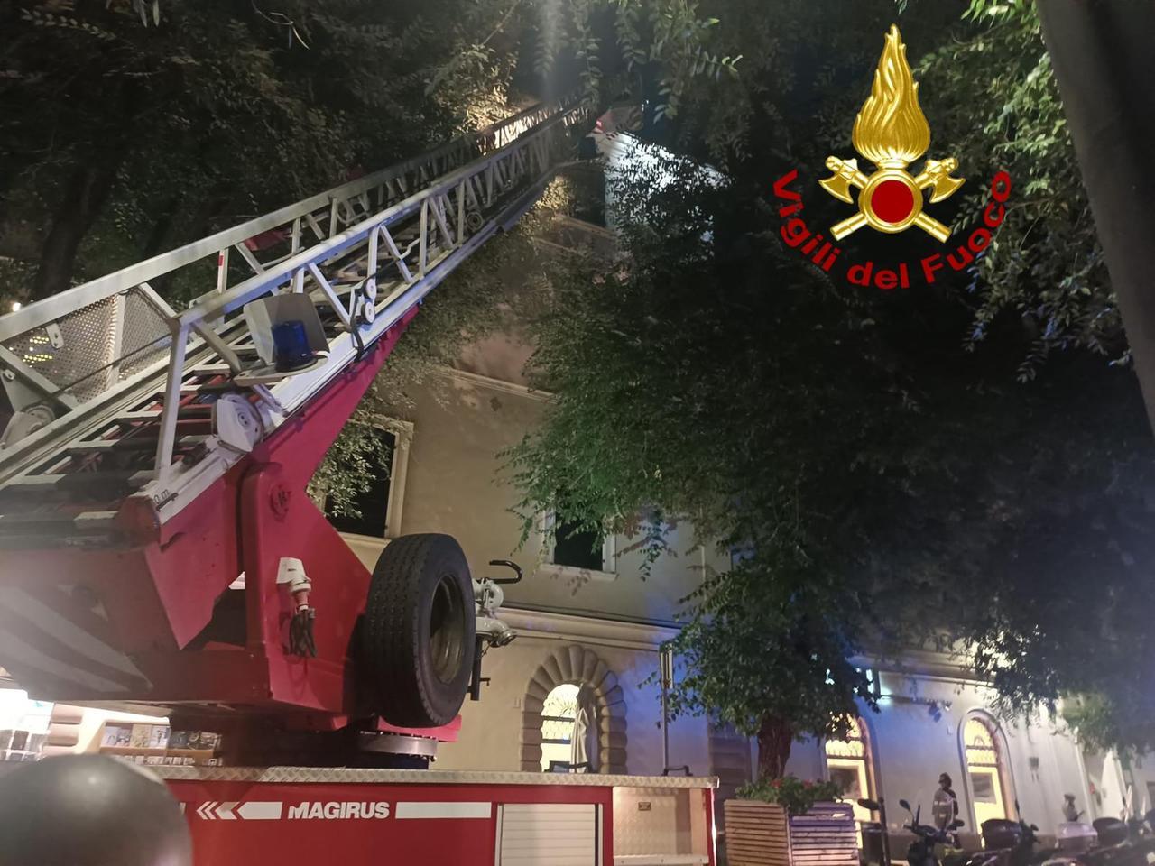 Alghero, chiusa via Vittorio Emanuele: ecco cosa è successo