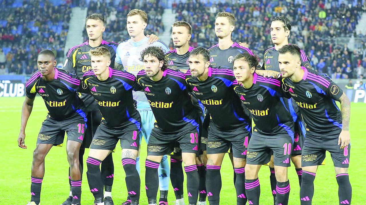 La formazione schierata dal Pisa