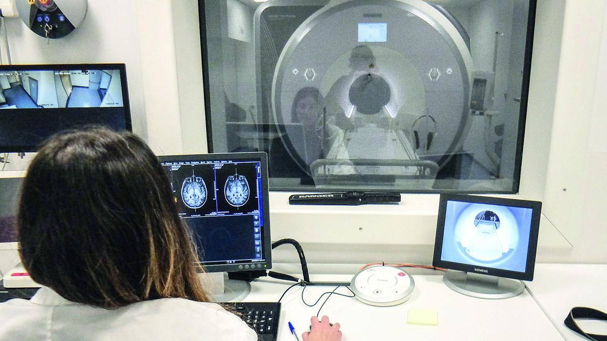 Risonanza a Sassari? 400 euro. A Nuoro costa meno della metà – IL RACCONTO