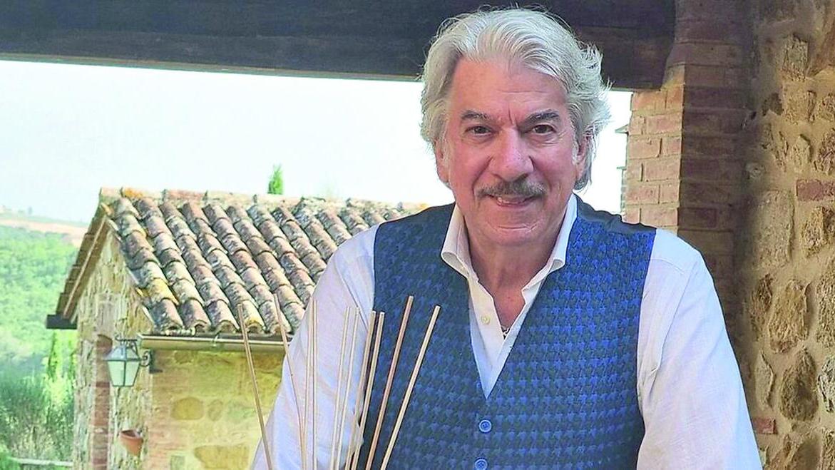 Marco Columbro: «Lorella unica amica, gli altri conoscenti. No ai reality, tornerei in tv per una serie»