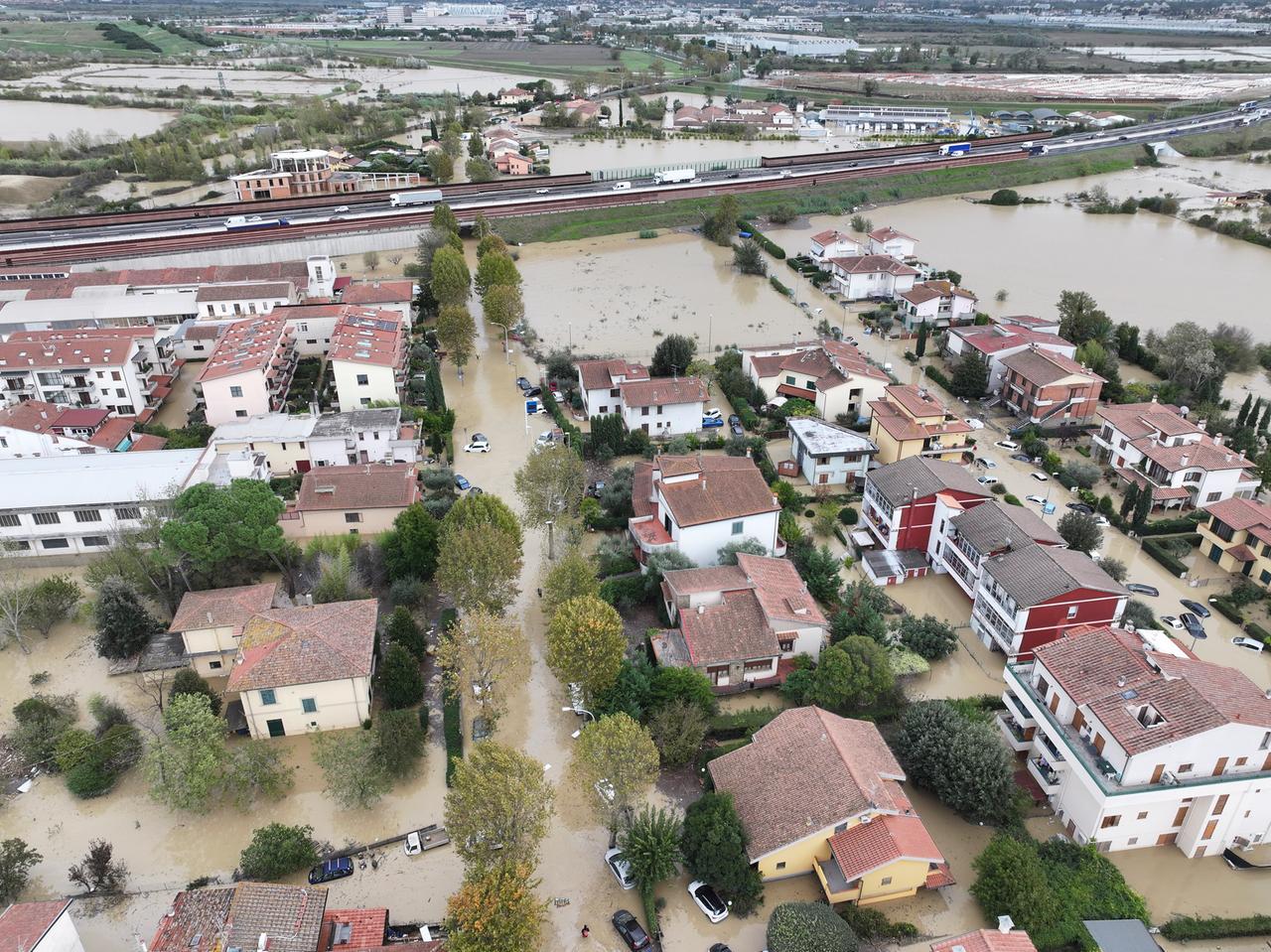 
	Una veduta dall&rsquo;alto di Campi il giorno dopo l&rsquo;alluvione, il 3 novembre 2023

