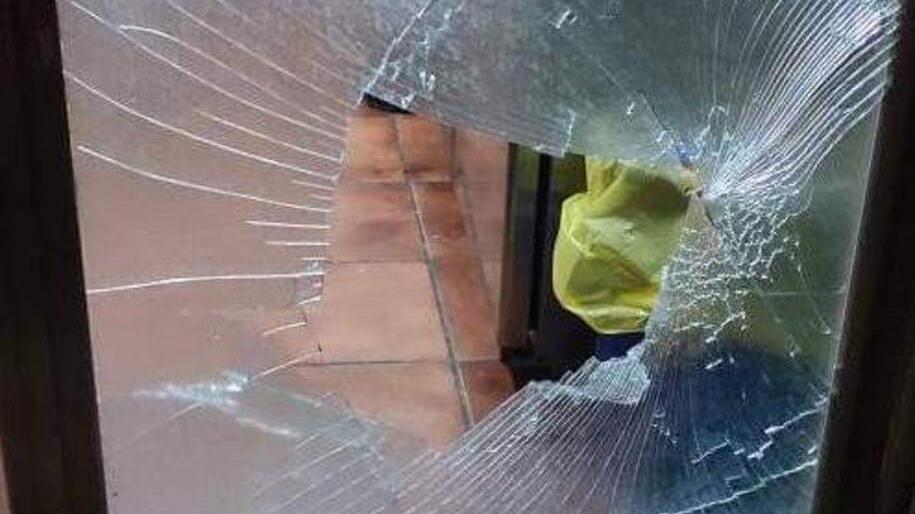 La folle notte di Halloween a Formigine: risse e vandalismi in stazione