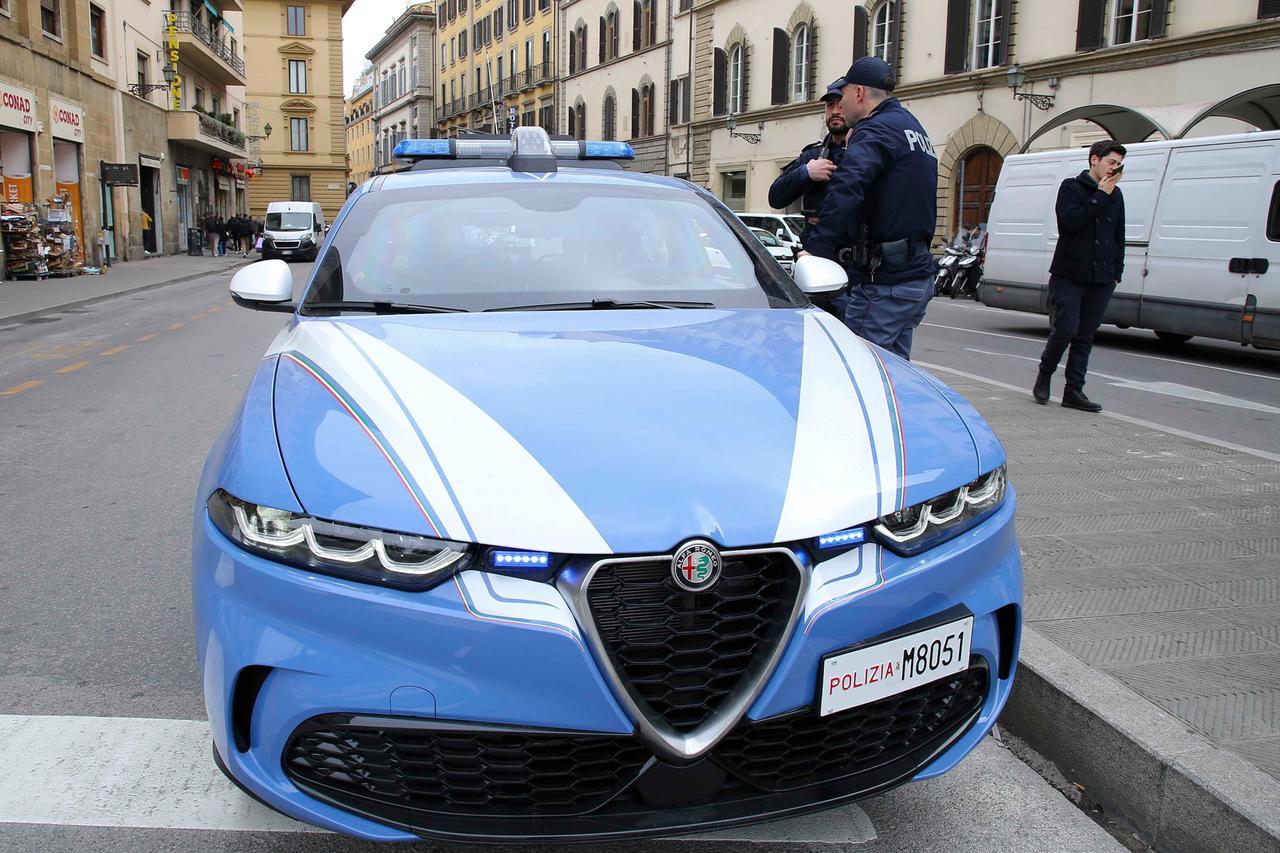 Firenze, incubo la notte di Halloween: «Violentata in un bed and breakfast del centro»