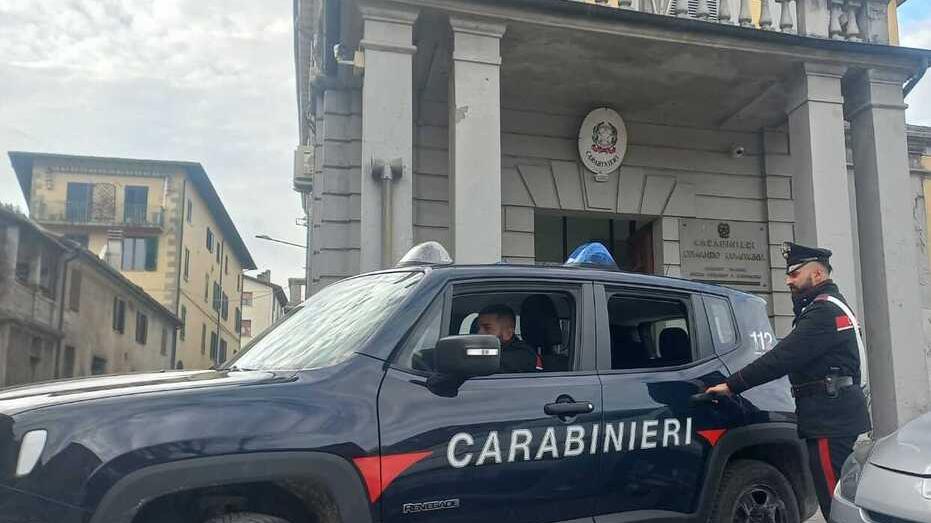 Un arresto per spaccio di droga al rave party su un terreno privato: pratese nei guai