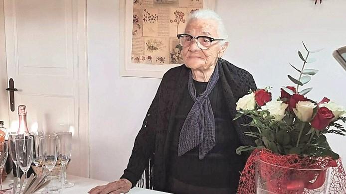 I 101 anni della super nonnina di Buddusò Giovanna Maria Taglioli