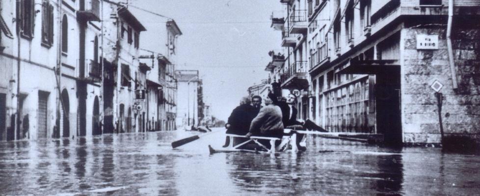 L’acqua in via I Maggio