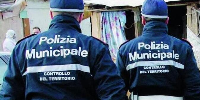 Maggiori controlli e vigilanza, debuttano i vigili di prossimità<br>
