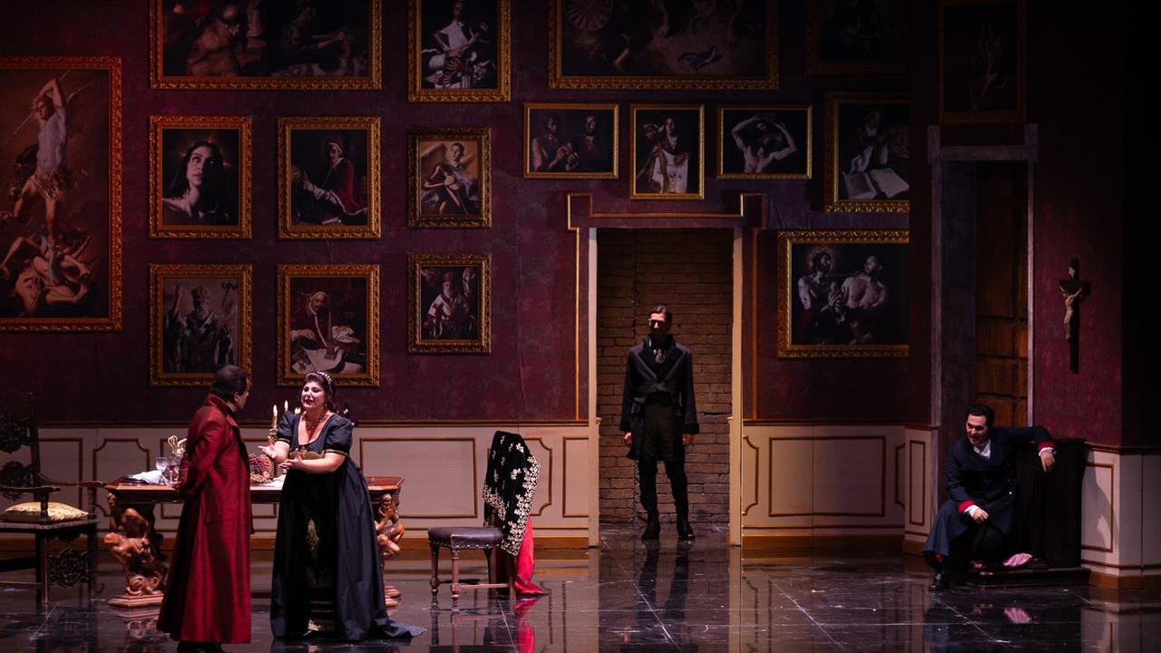 Applausi a scena aperta al Lirico, Tosca conquista ancora Sassari