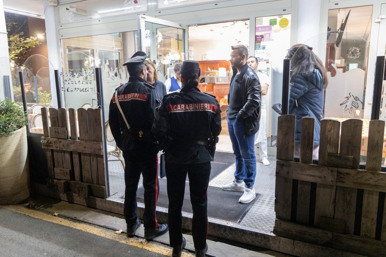 Accoltellato per un telefono al Novi Sad: grave un ragazzo