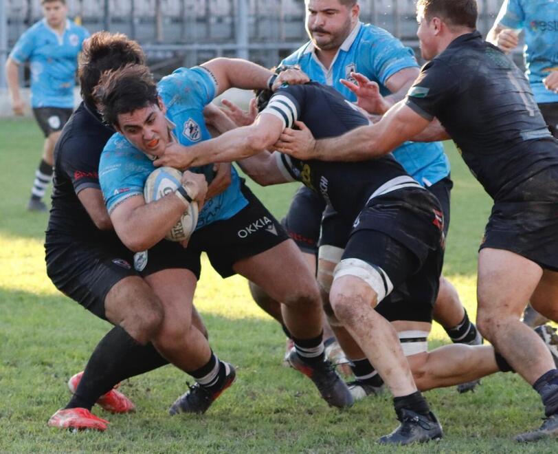 Gran rimonta dei Cavalieri, ma il Petrarca vince 29-30