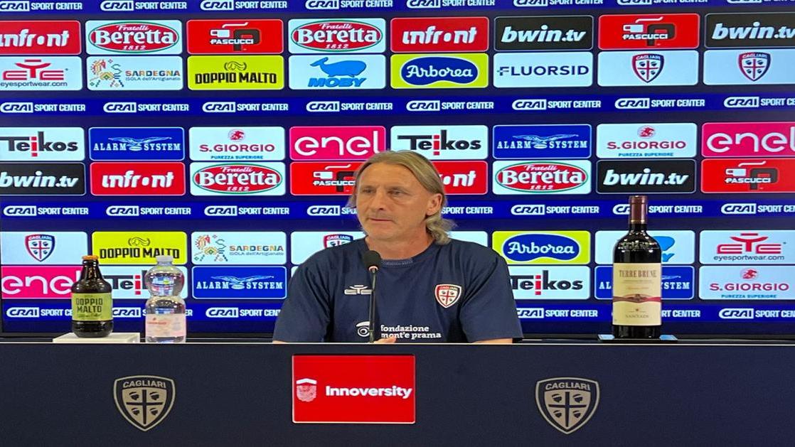 Cagliari, Davide Nicola carica la squadra: «Contro la Lazio dobbiamo fare il nostro gioco»