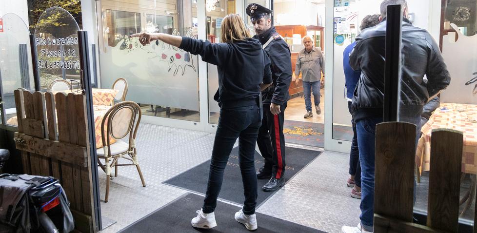 Accoltellato al Novi Sad, esplode il caso sicurezza: chieste le dimissioni dell'assessore Camporota