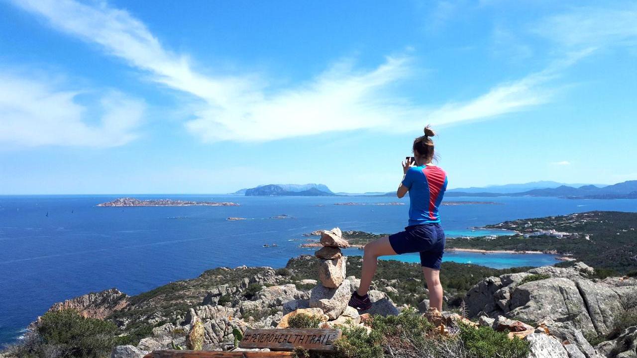Trekking e fitness con vista mare: l’altra faccia della Costa Smeralda