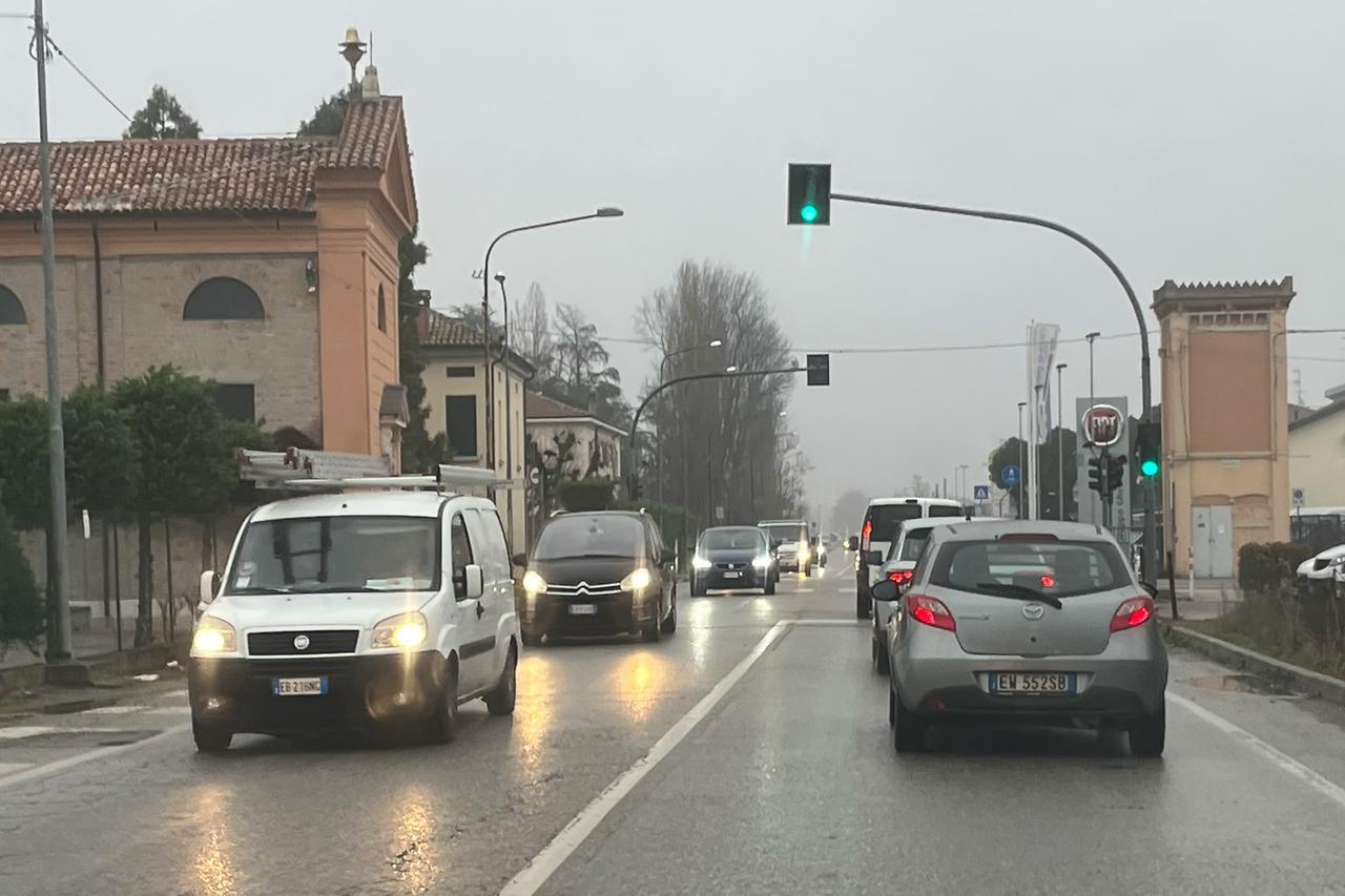 Ferrara, eccesso di smog: scattano le misure di emergenza