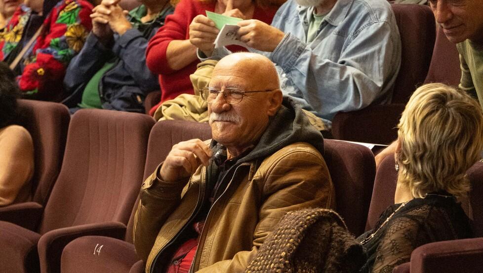 L’ex brigatista Pasquale Abatangelo in sala al Teatro della Compagnia
