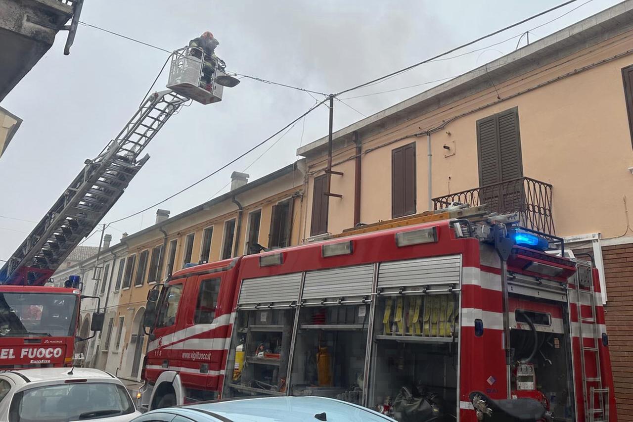 Codigoro, gara di solidarietà per la famiglia che ha perso tutto nel rogo di casa