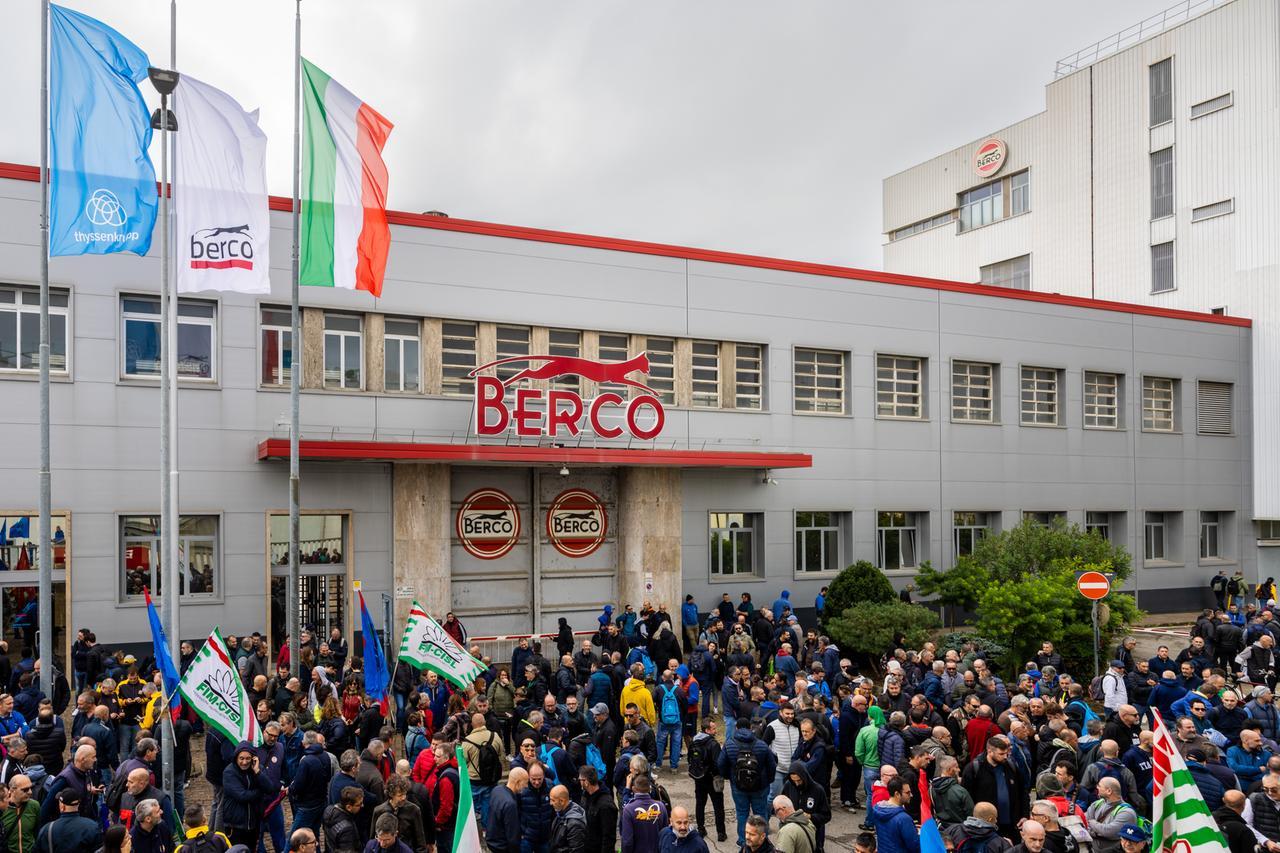 Berco, accolta la richiesta del Ministero: sospesa la procedura di licenziamento, per ora