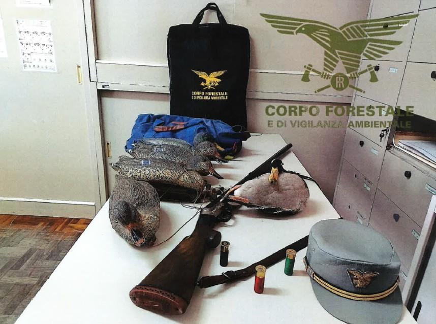 Arborea, a caccia nell’oasi naturalistica di Corru s’Ittiri: denunciato