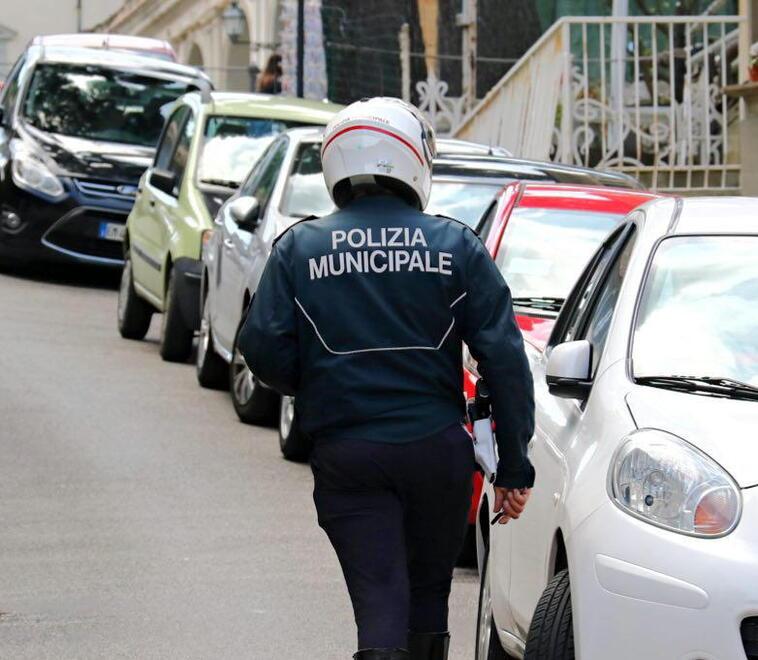 Sosta a Livorno: al via il rinnovo dei tagliandi. Tra scadenze e nuove richieste: guida alle autorizzazioni